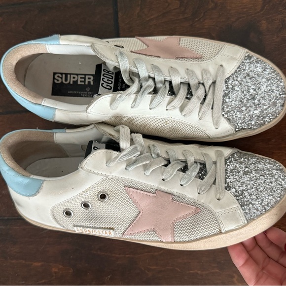 GOLDEN GOOSES - Picture 3 of 3